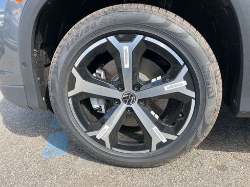 New 2026 Volkswagen Tiguan SE AWD/4WD image 21