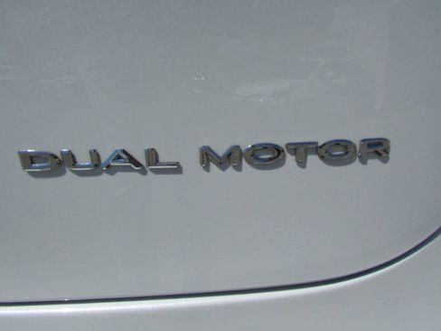 Used 2020 Tesla Model S Long Range Plus AWD/4WD image 9