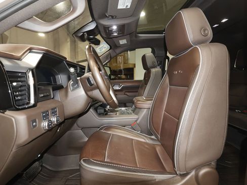 Used 2024 GMC Sierra 2500 Denali w/ Denali Reserve Package image 24