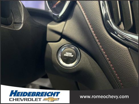 Certified 2022 Chevrolet Equinox RS w/ LPO, Floor Liner Package image 20