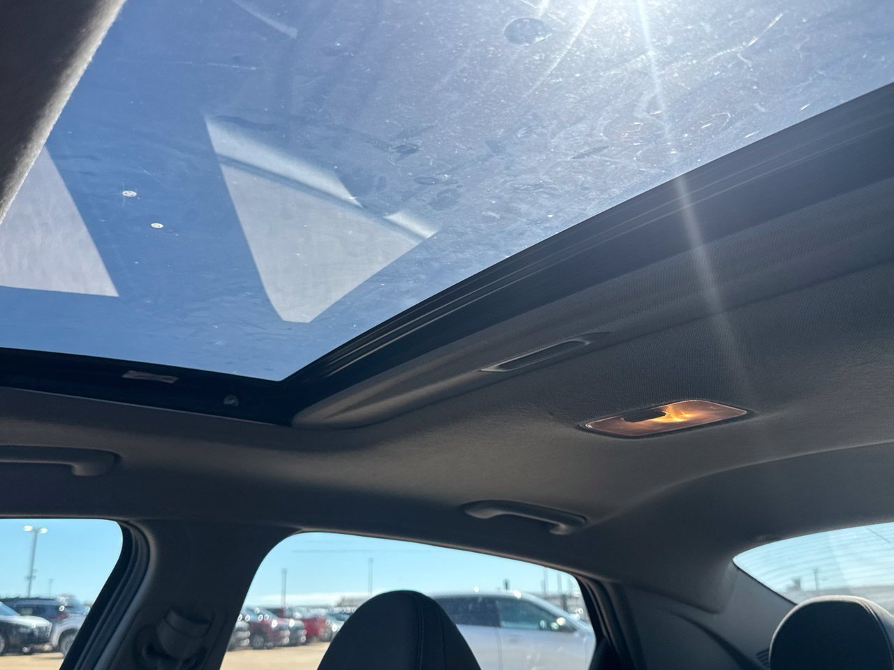 Used 2025 Hyundai Elantra SEL FWD image 42