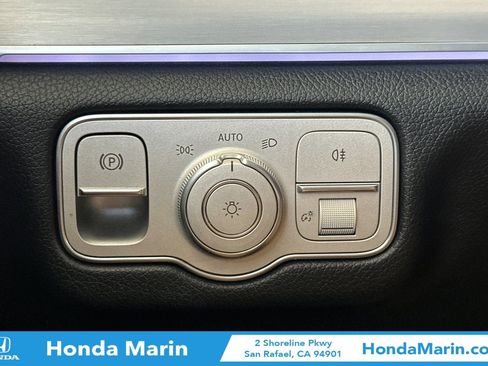 Used 2024 Mercedes-Benz GLE 450e 4MATIC image 33