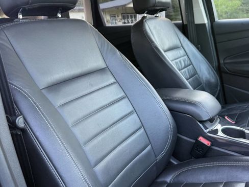 Used 2014 Ford Escape Titanium w/ Equipment Group 401A image 5