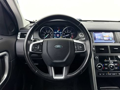 Used 2019 Land Rover Discovery Sport SE AWD/4WD image 30