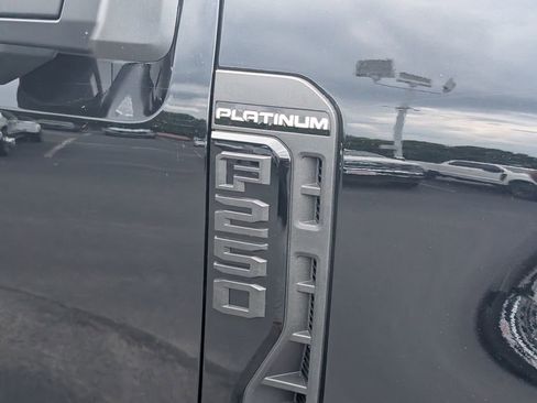 New 2026 Ford F250 Platinum AWD/4WD image 17