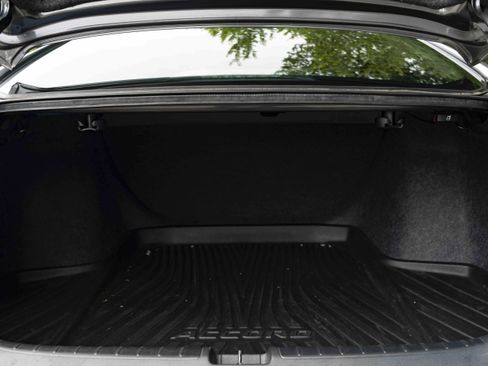 Used 2020 Honda Accord LX image 38