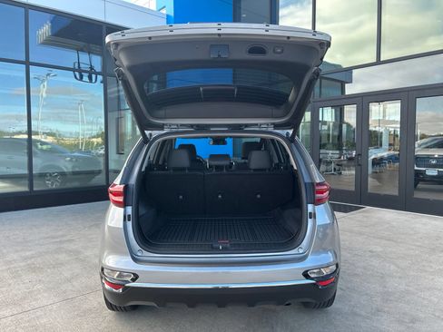 Used 2022 Kia Sportage EX AWD/4WD image 13