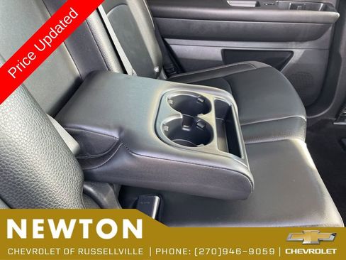 Used 2025 Nissan Pathfinder SL AWD/4WD image 35