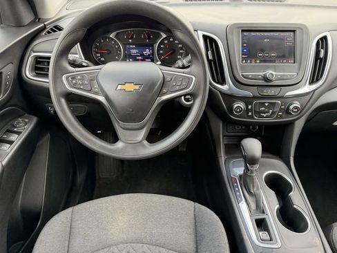 Used 2022 Chevrolet Equinox LT FWD image 22