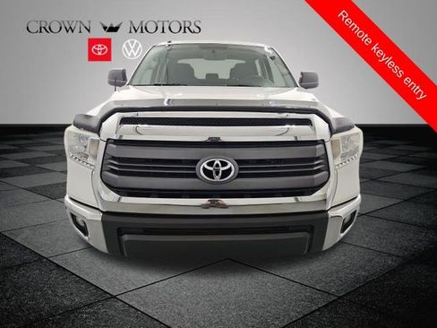Used 2015 Toyota Tundra SR5 image 2