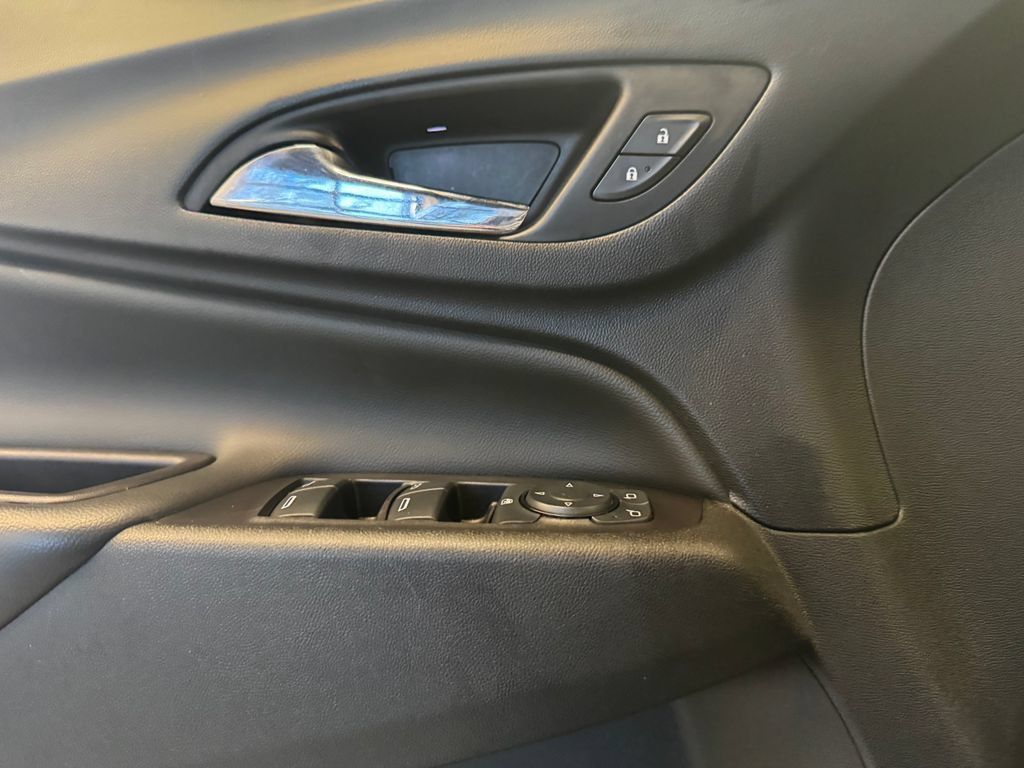 Used 2021 Chevrolet Equinox LT AWD/4WD image 20