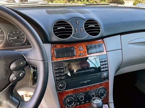 Used 2006 Mercedes-Benz CLK 350 Cabriolet image 5