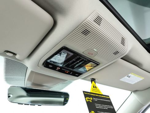 New 2026 Volkswagen Atlas SE FWD image 26