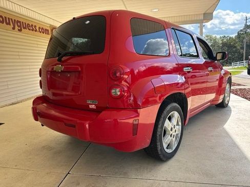 Used 2010 Chevrolet HHR LT FWD image 3