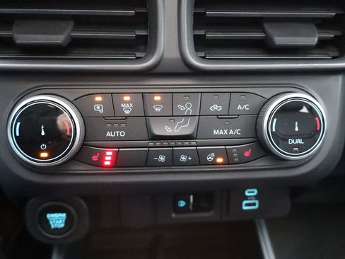 Used 2023 Ford Maverick Lariat w/ Lariat Luxury Package image 23