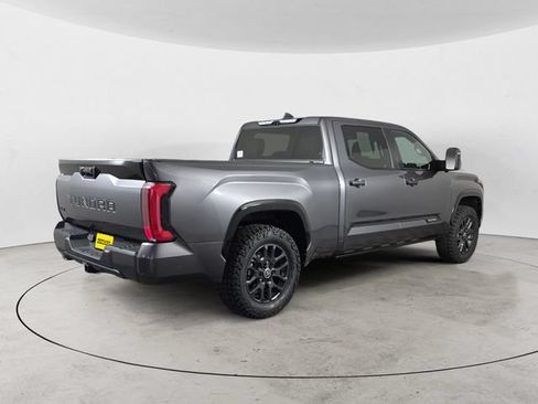 Used 2024 Toyota Tundra Platinum AWD/4WD image 5