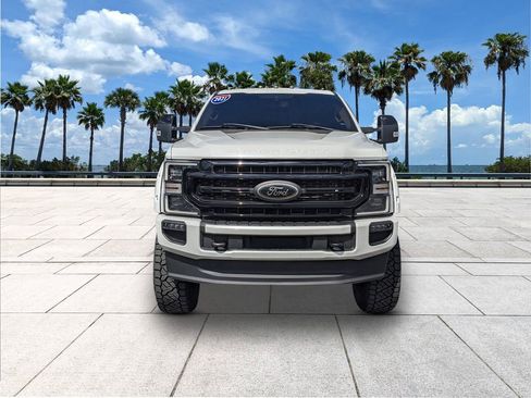 Used 2021 Ford F250 Lariat image 2