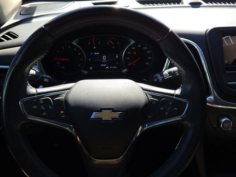 Used 2020 Chevrolet Equinox LT image 31