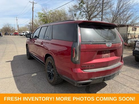 Used 2022 Cadillac Escalade ESV Sport Platinum image 4