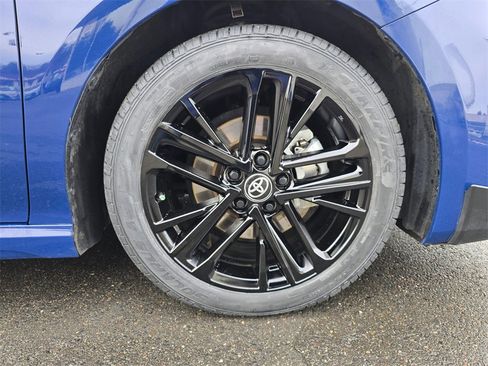 Certified 2025 Toyota Camry SE image 9