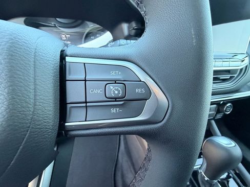 New 2026 Jeep Compass Latitude image 14