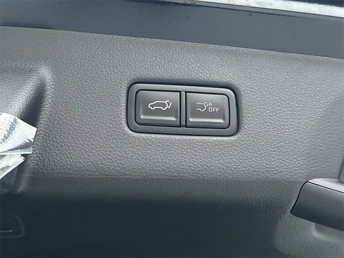 New 2026 Kia Carnival EX image 7