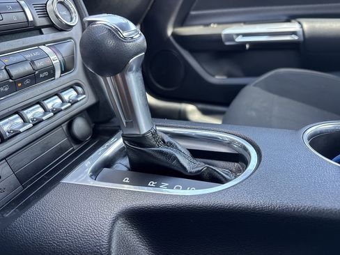 Used 2018 Ford Mustang Coupe w/ Equipment Group 101A image 21