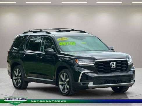 Used 2025 Honda Pilot Elite image 5