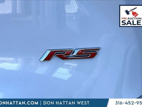 Used 2022 Chevrolet Blazer RS w/ Enhanced Convenience Package AWD/4WD image 6