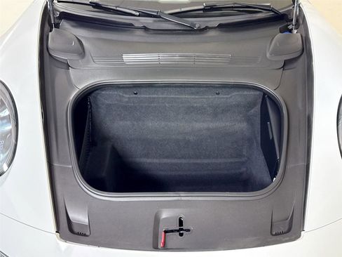 Used 2022 Porsche 911 Turbo S image 33