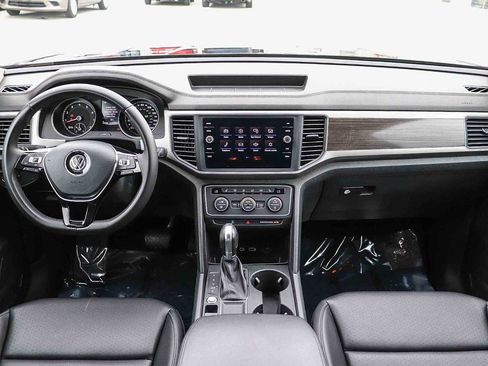 Used 2019 Volkswagen Atlas SE w/ Towing Package FWD image 12