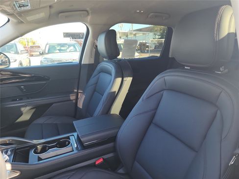 New 2026 Lincoln Nautilus Premier image 14