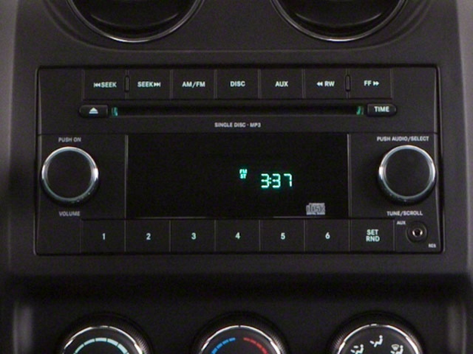 Used 2013 Jeep Compass Limited w/ Sun/Sound Group AWD/4WD image 10