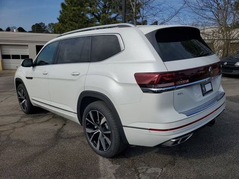 New 2026 Volkswagen Atlas SEL Premium R-Line AWD/4WD image 6