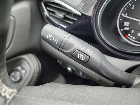 Used 2023 Buick Encore GX Preferred w/ Cold Weather Comfort Package image 28