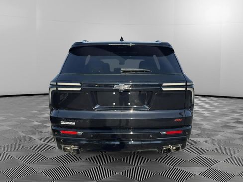 Used 2024 Chevrolet Traverse RS w/ LPO, Floor Liner Package image 8