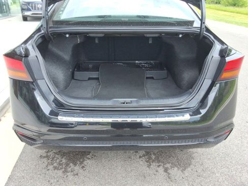 Used 2023 Nissan Altima 2.5 SV AWD/4WD image 30