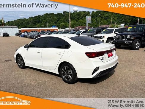 Used 2023 Kia Forte LXS FWD image 5
