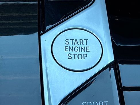 Used 2025 BMW X6 xDrive40i image 37