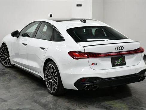 Used 2025 Audi S5 Premium Plus w/ Premium Plus Package AWD/4WD image 9