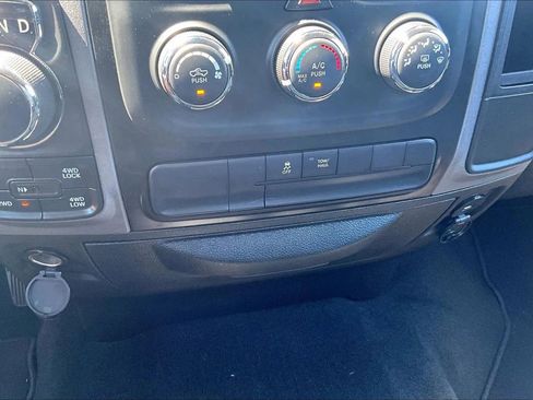 Used 2018 RAM 1500 Express w/ Express Value Package AWD/4WD image 23