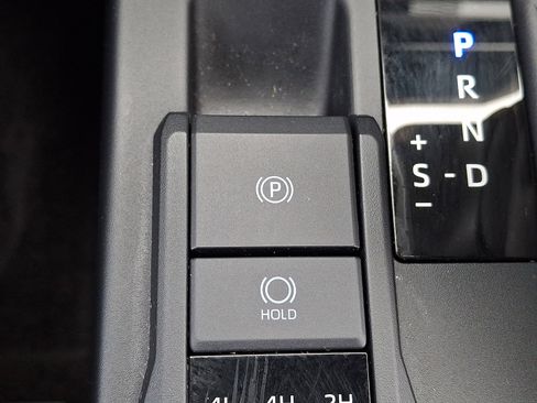 Used 2025 Toyota 4Runner SR5 image 24