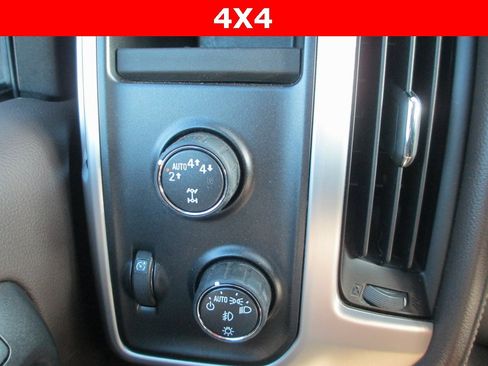 Used 2018 GMC Sierra 1500 SLT w/ SLT Premium Package image 19