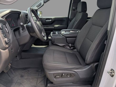 Used 2023 Chevrolet Silverado 1500 Custom Trail Boss w/ LPO, Dark Essentials Package AWD/4WD image 11