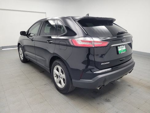 Used 2020 Ford Edge SE image 5