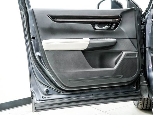 Used 2025 Honda CR-V EX-L image 42