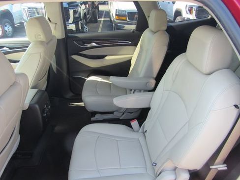 Used 2020 Buick Enclave Essence w/ Sound and Sites Package AWD/4WD image 21