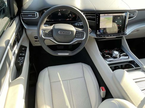 New 2026 Jeep Grand Wagoneer Limited image 9