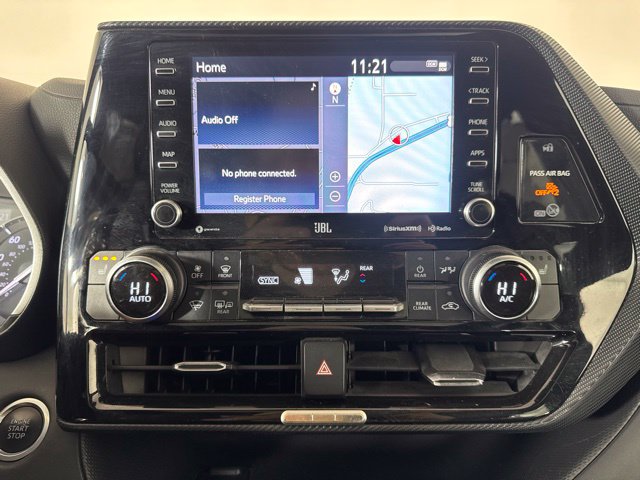 Used 2021 Toyota Highlander XSE AWD/4WD image 16