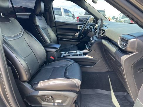 Used 2020 Ford Explorer ST w/ ST Street Pack AWD/4WD image 15